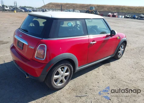 2010 Mini Cooper from USA, damaged, VIN WMWMF3C56ATZ61062